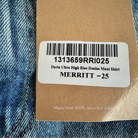 *NWT* Daria High Rise Denim Maxi Skirt (25) - Picture 13 of 14